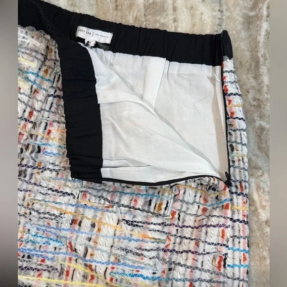 NWT Women’s GREY LAB Los Angeles multicolor tweed dress shorts- Size Medium - Picture 7 of 8
